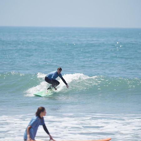 Santacruz Surf Camp Hostel Tamraght Ngoại thất bức ảnh