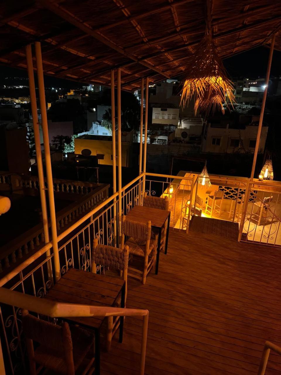 Santacruz Surf Camp Hostel Tamraght Ngoại thất bức ảnh
